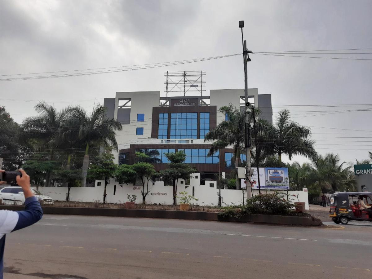 Grand Sarovar Portico, Latur Exterior photo