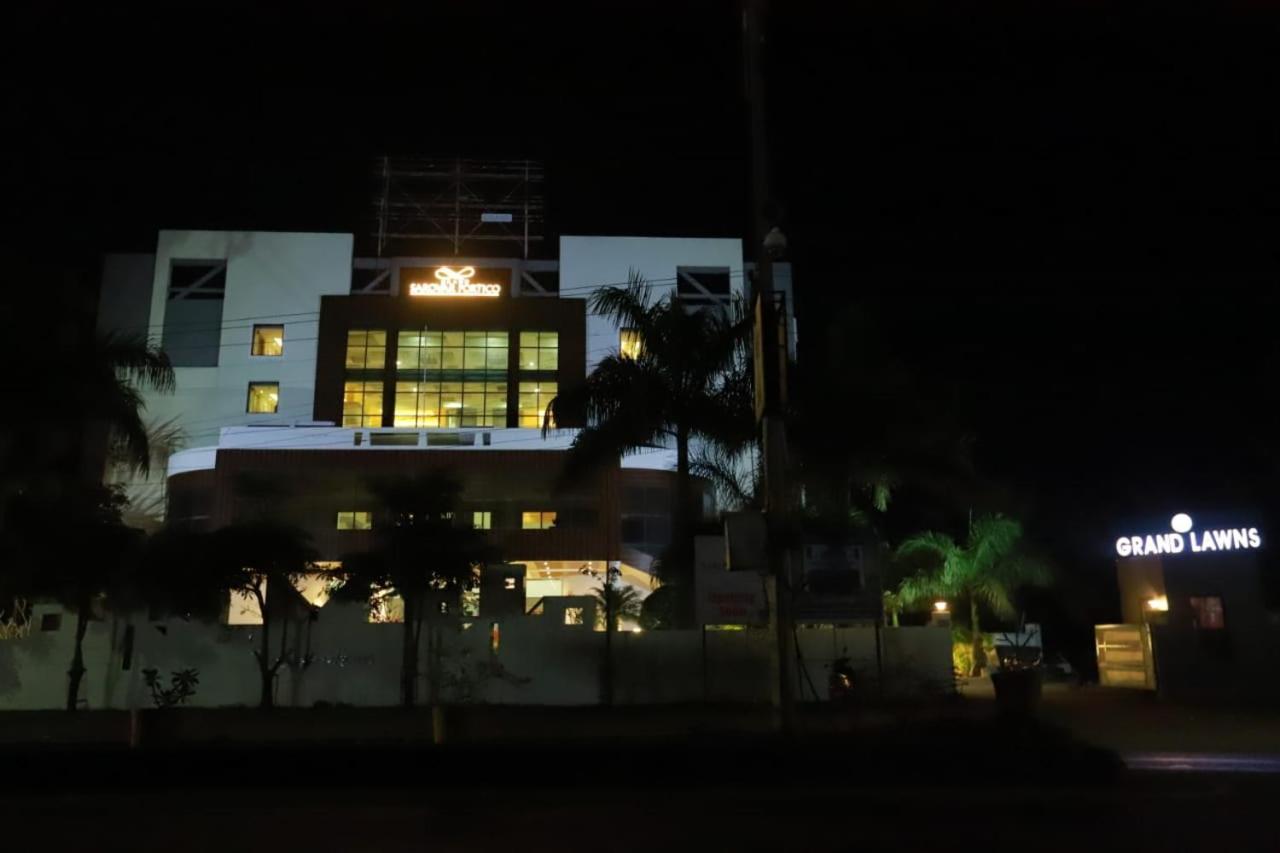 Grand Sarovar Portico, Latur Exterior photo